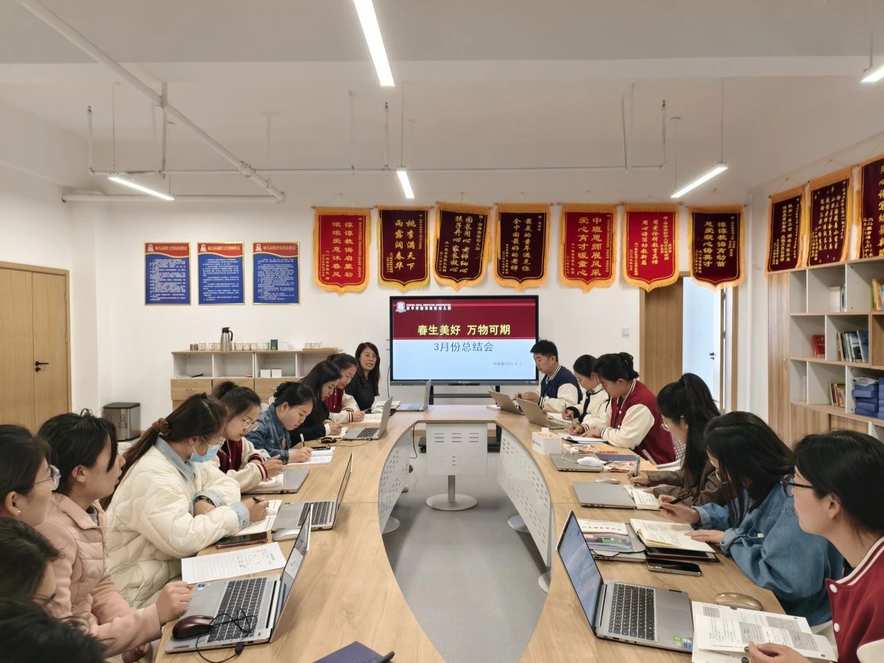 渤海实验学校